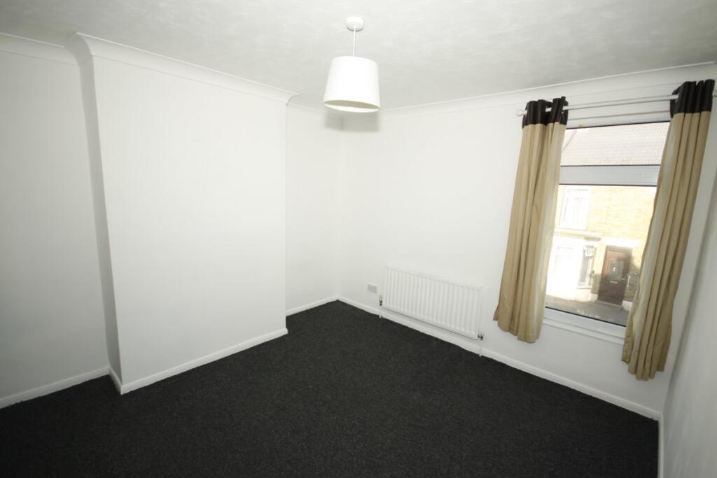 Apartment in Rochester - View 3