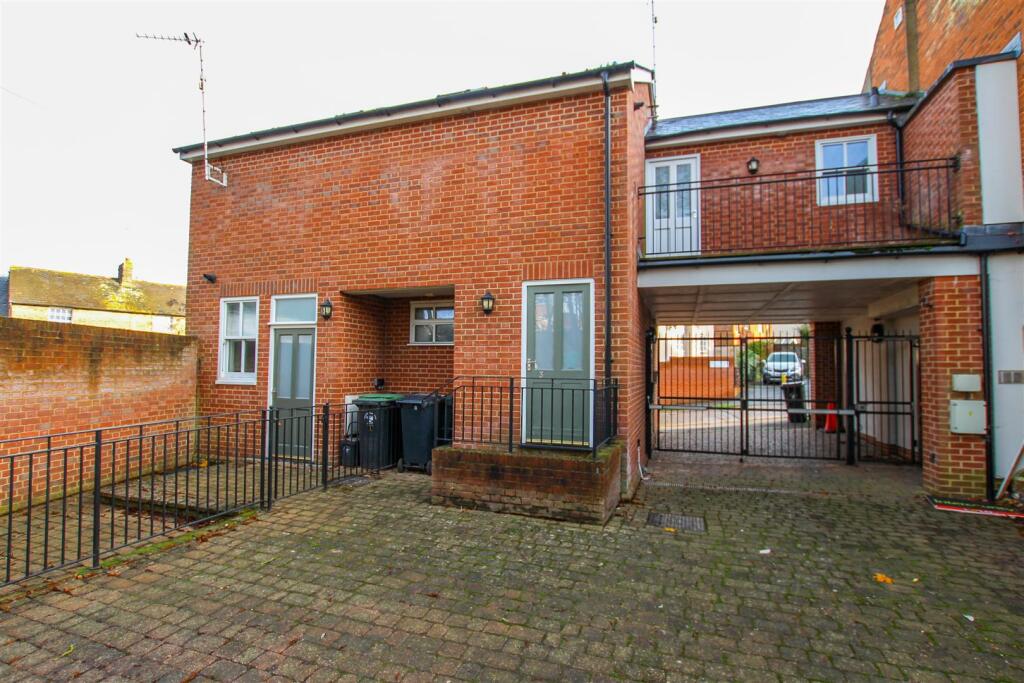 Main image of property: Fairycroft Road, Saffron Walden