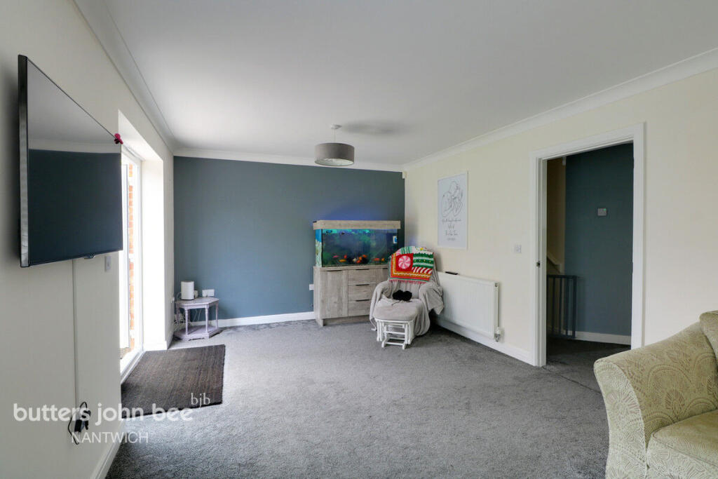 House in Shavington - View 3