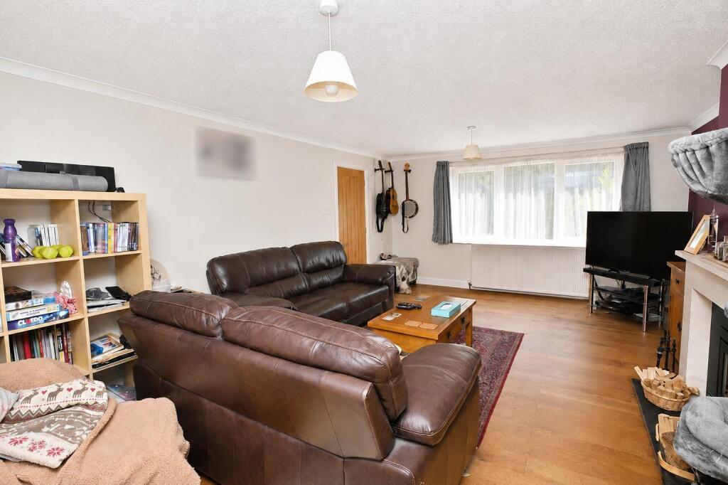 House in Basingstoke and Deane, Winklebury - View 5