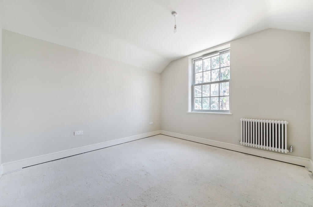 Apartment in Southsea - More
