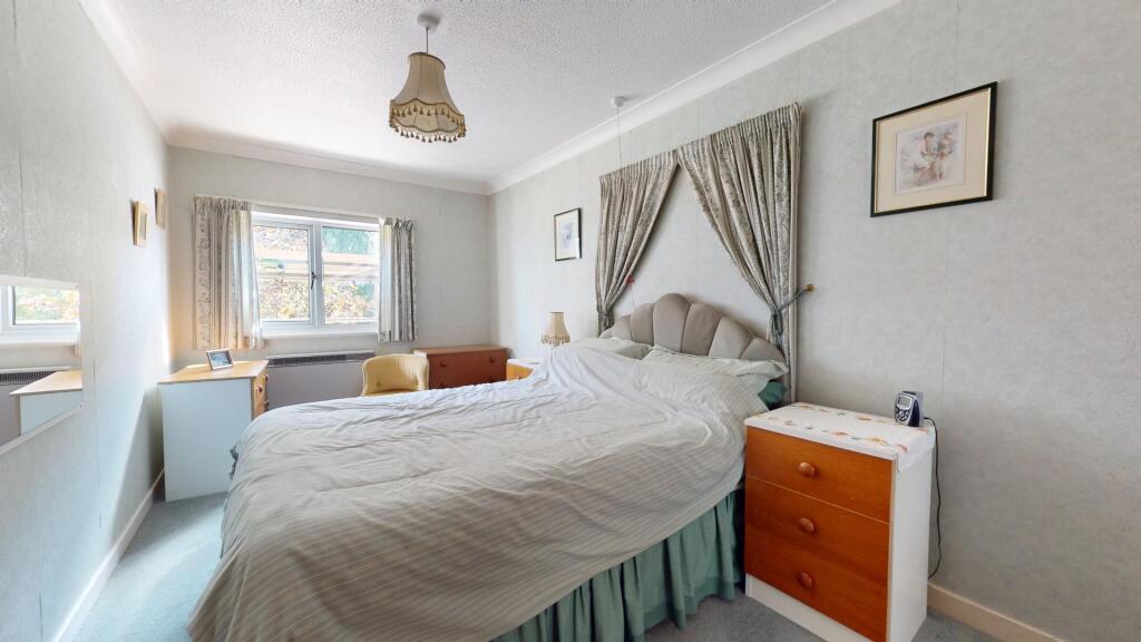 Apartment in Gravesham, Milton - More