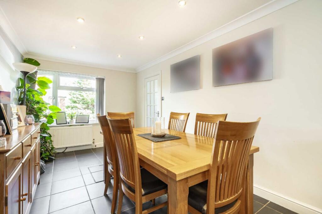 House in Twickenham - View 4