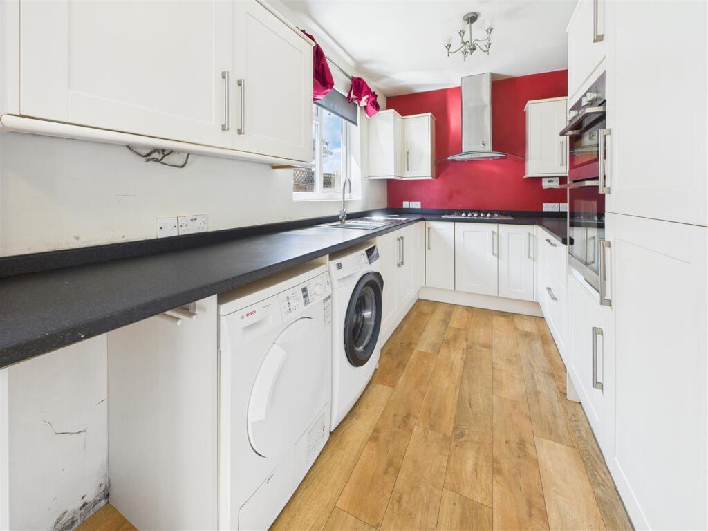 House in Twickenham - View 4
