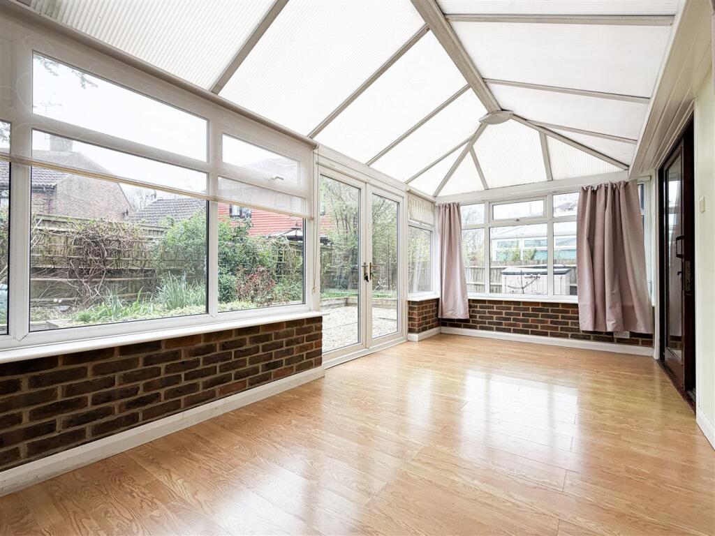 House in Wealden, Hailsham - View 4