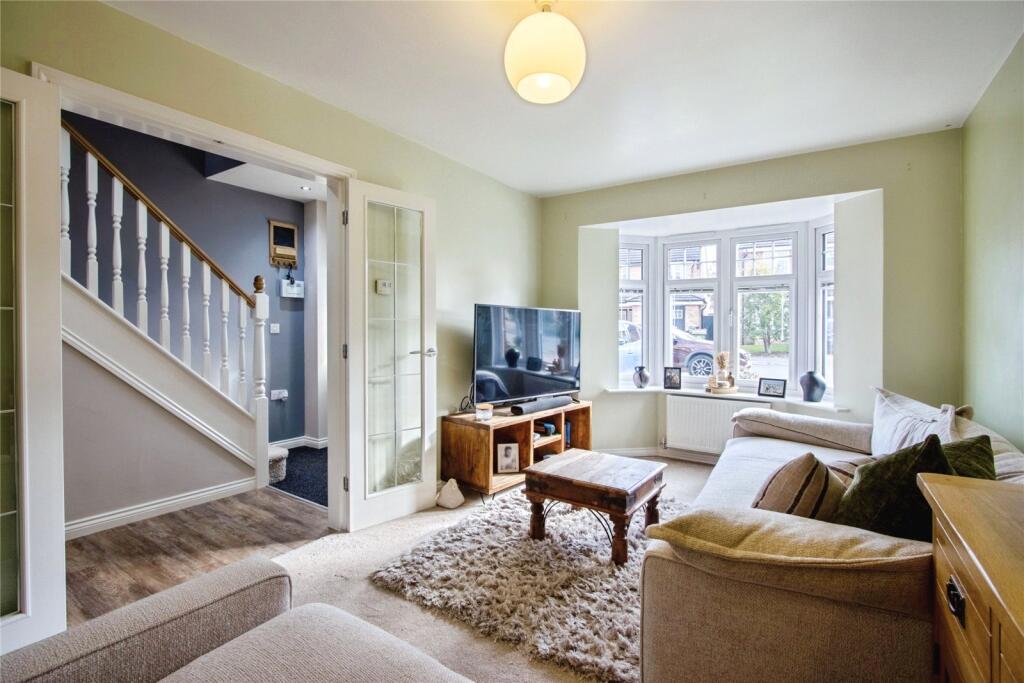Rosewood Drive, Dewsbury, West Yorkshire, WF12 - View 2