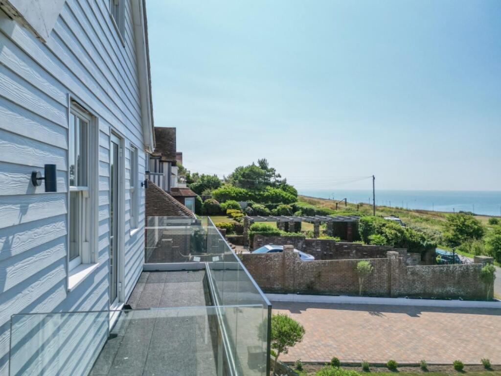 Roedean Way, Brighton photo 3