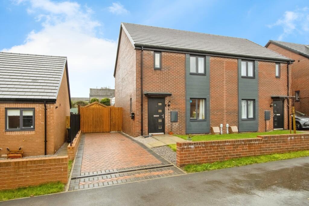 Main image of property: Howley Avenue, Churwell, Morley, Leeds, LS27