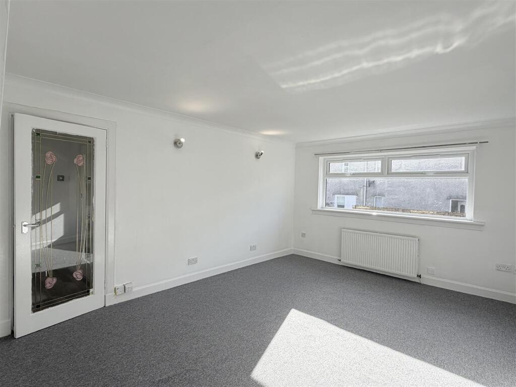 House in Motherwell - More