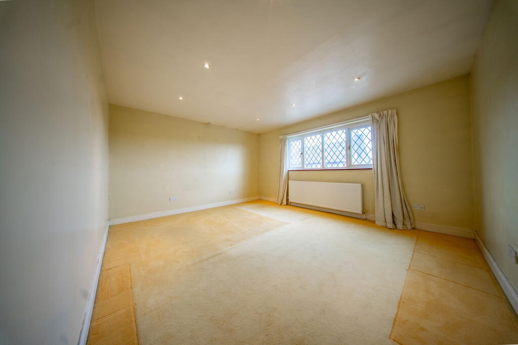 Additional image 13 of Valley Fold, Queensbury, Bradford, BD13 2LF