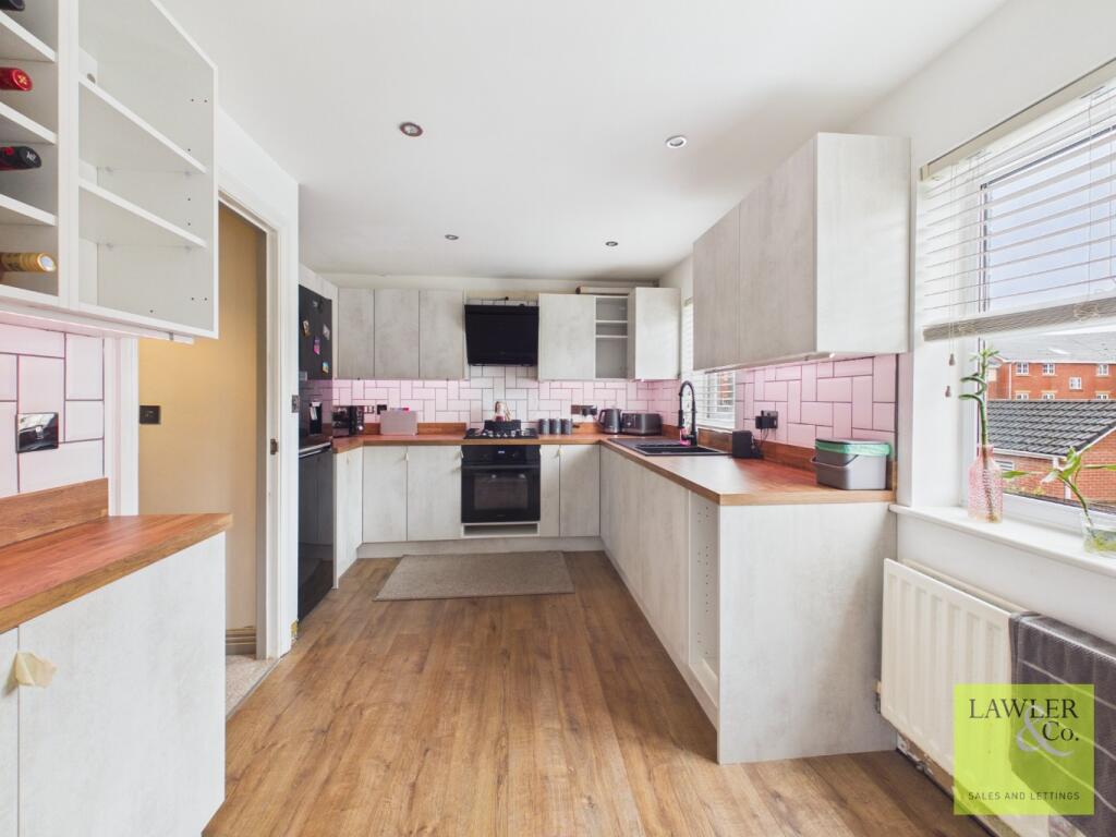 House in Stockport - View 4