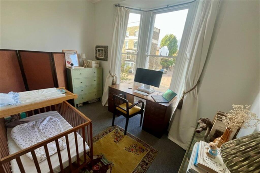 Apartment in London, Lower Holloway, Holloway - View 5
