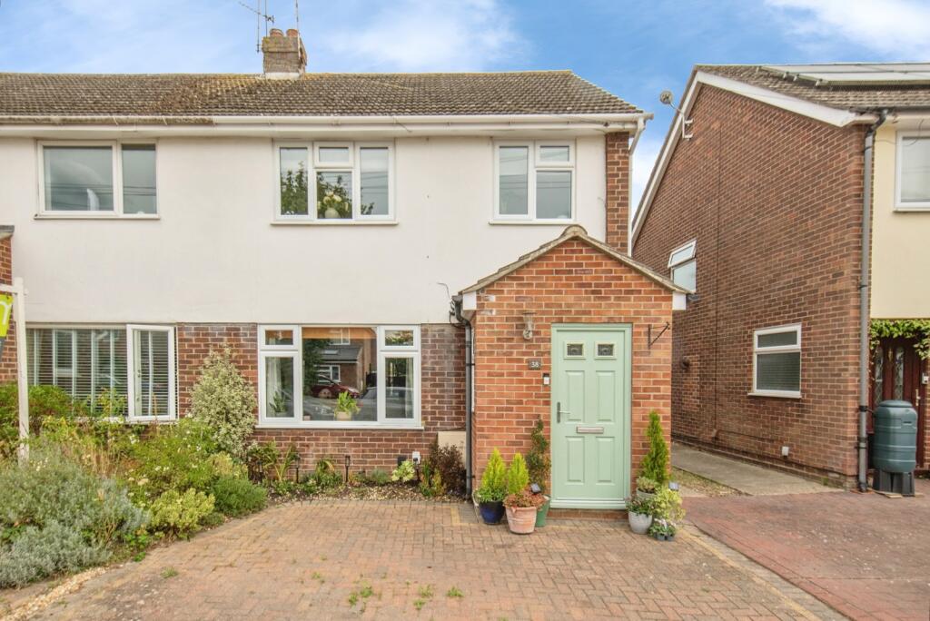 Main image of property: Broomfield Crescent, COLCHESTER, Essex, CO7