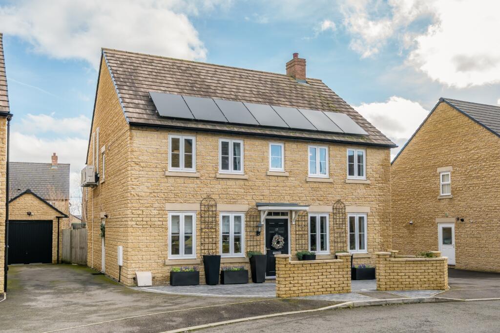 Main image of property: Blush Crescent, Carterton, Oxfordshire, OX18