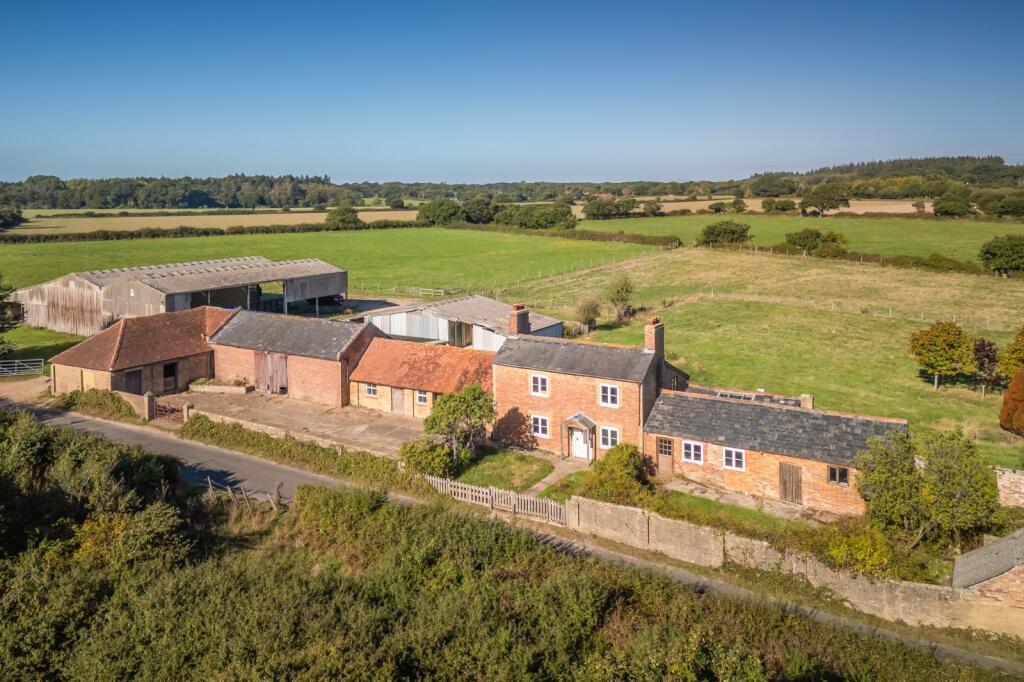 Main image of property: Lymington Road, East End, Lymington, Hampshire, SO41