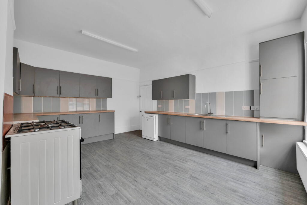 Apartment in Coventry - View 4