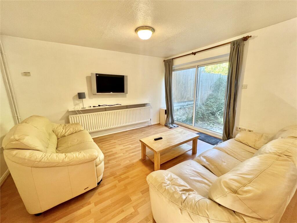 House in Canterbury - View 5