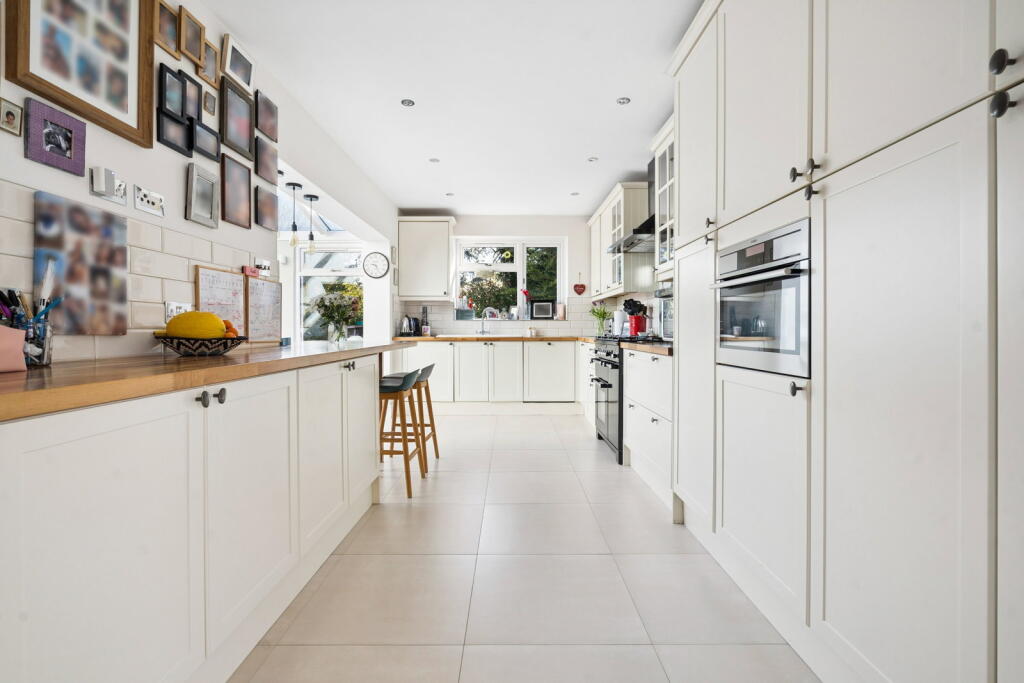 House in London - View 4