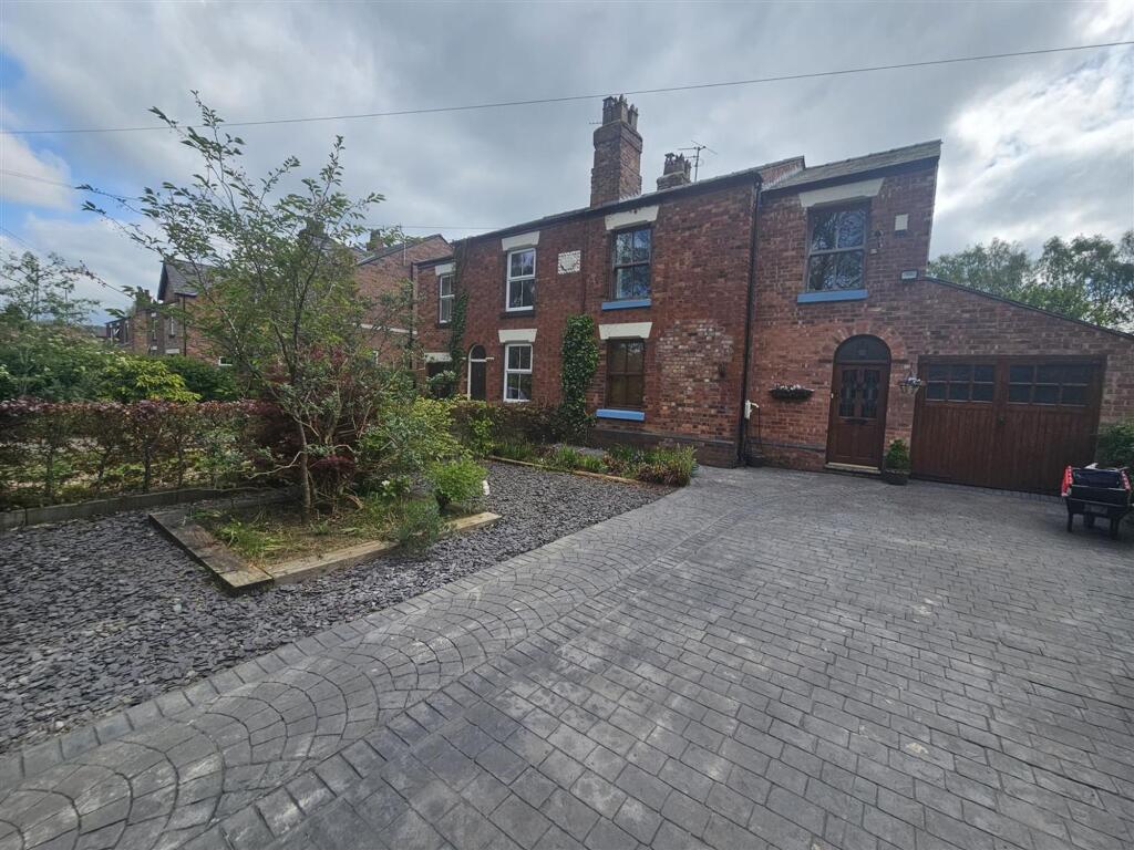 House in Warrington - View 5