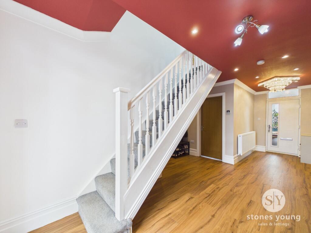 Ramsgreave Drive, Blackburn, BB1 photo 5