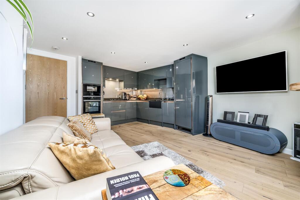 Apartment in London, Maitland Park, Kentish Town - View 4