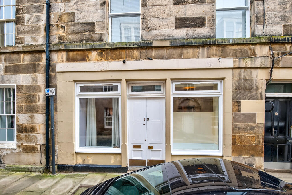 Main image of property: 10 Dean Street, Stockbridge, EH4 1LW