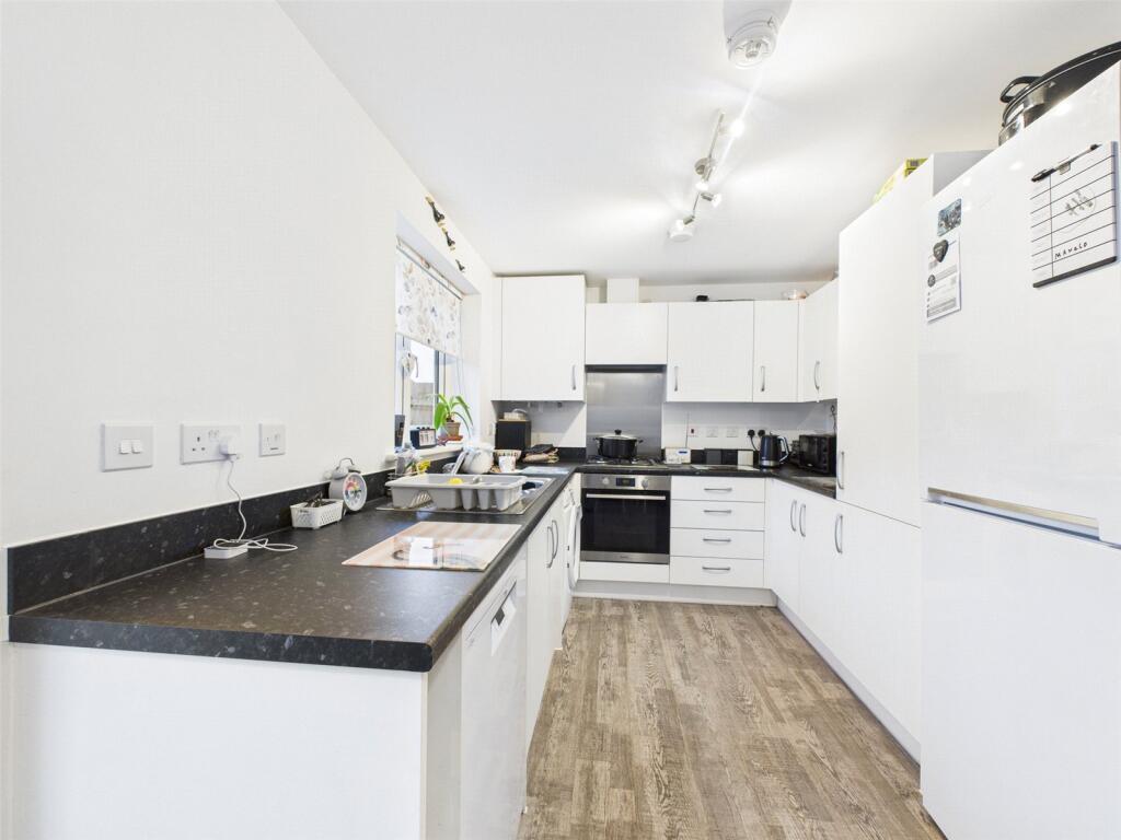 Halfpenny Close, Twigworth, Gloucester, Tewkesbury, GL2 photo 3