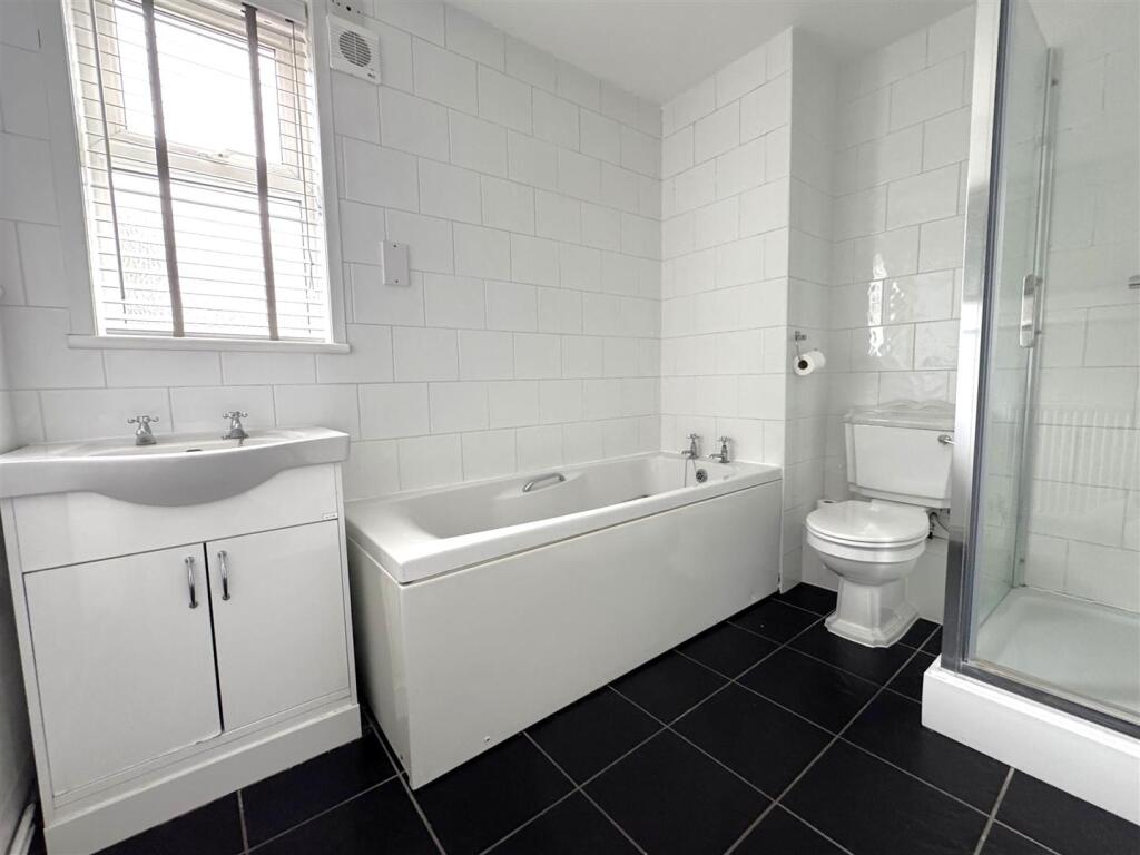 Apartment in London, Bexley - View 3