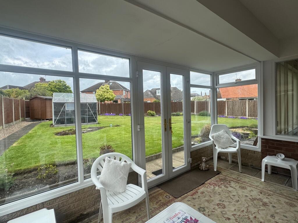 Dunstan Crescent photo 5