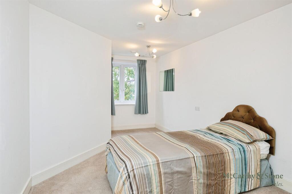 Apartment in Reading, Caversham - More