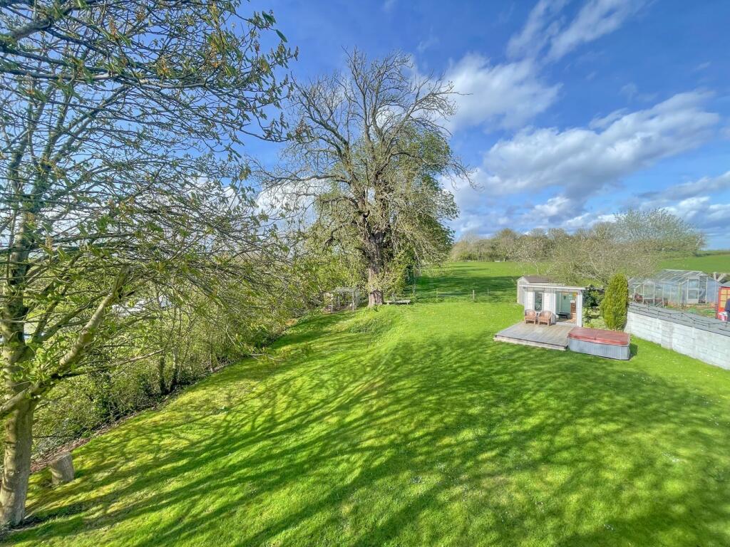House in Old Sodbury, Sodbury - View 4