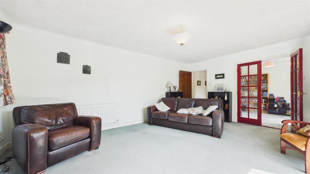 House in Peterborough - View 4