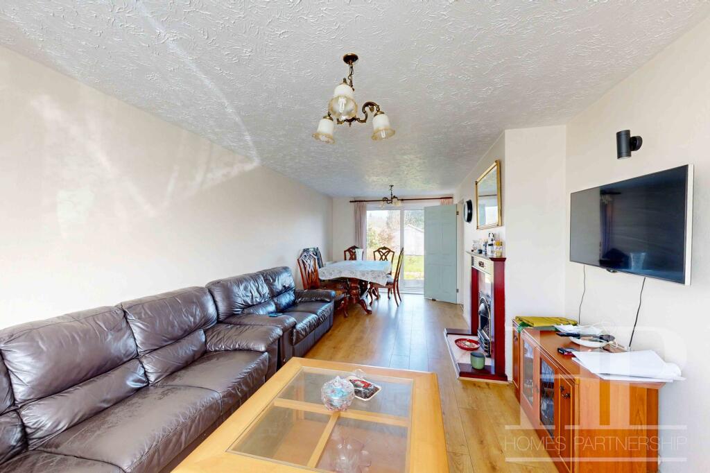 House in Crawley, West Sussex - View 2
