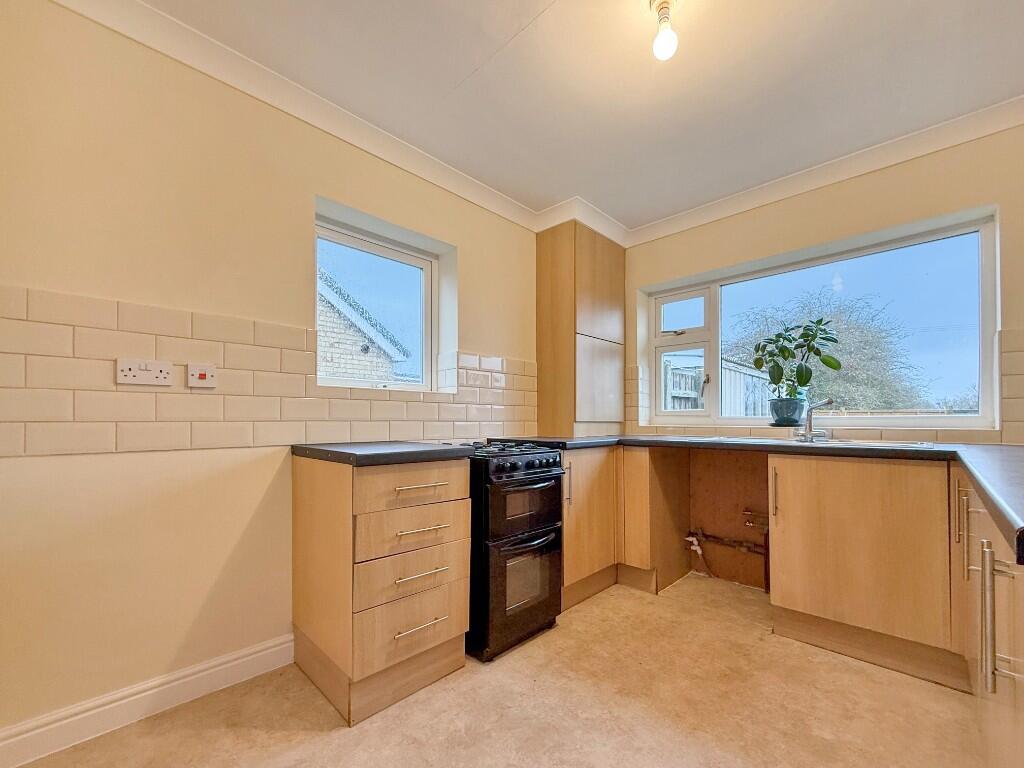 Ashleigh Drive, Beeford, Driffield, YO25 photo 2