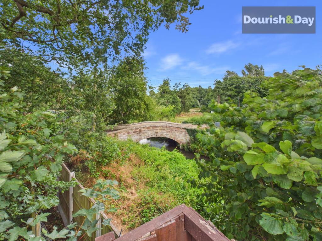 House in Market Drayton, Dalelands, Little Drayton - View 4