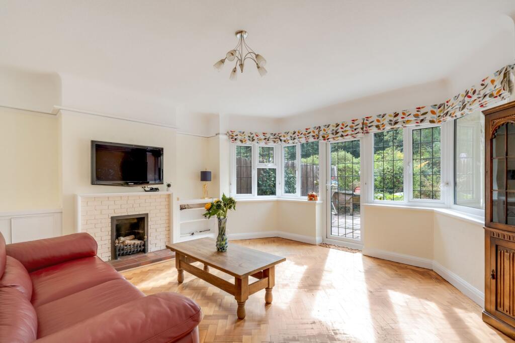 House in Sutton - View 4