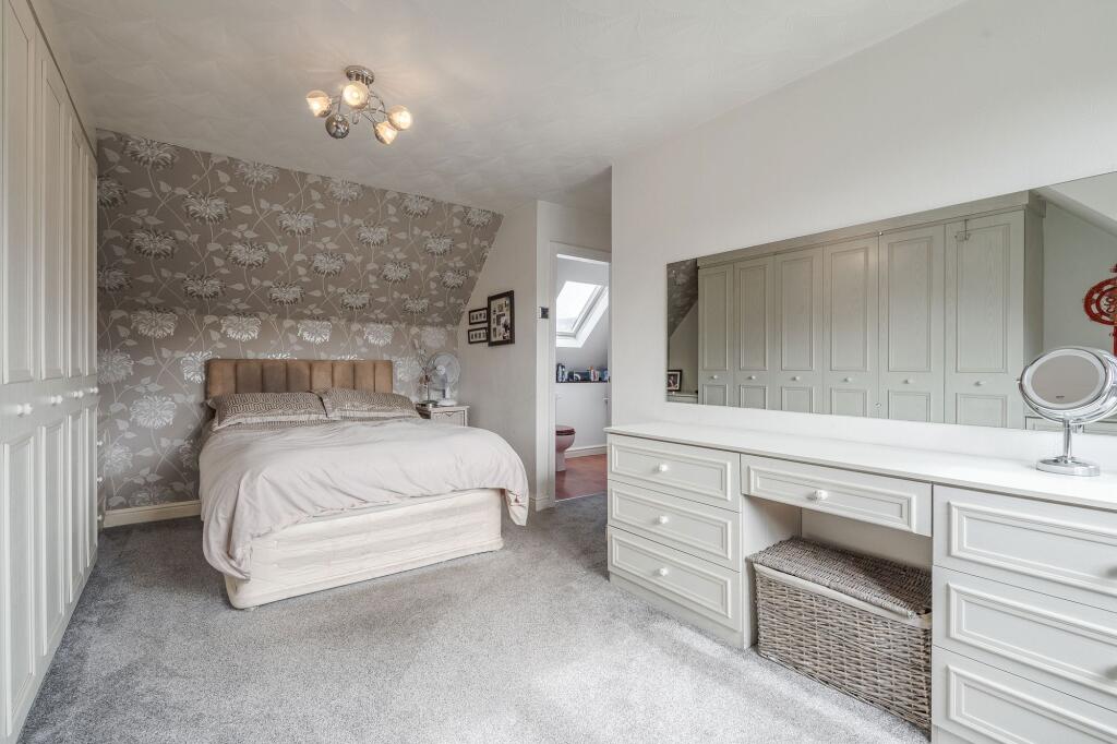 Springwater Close, Bolton, BL2 photo 5
