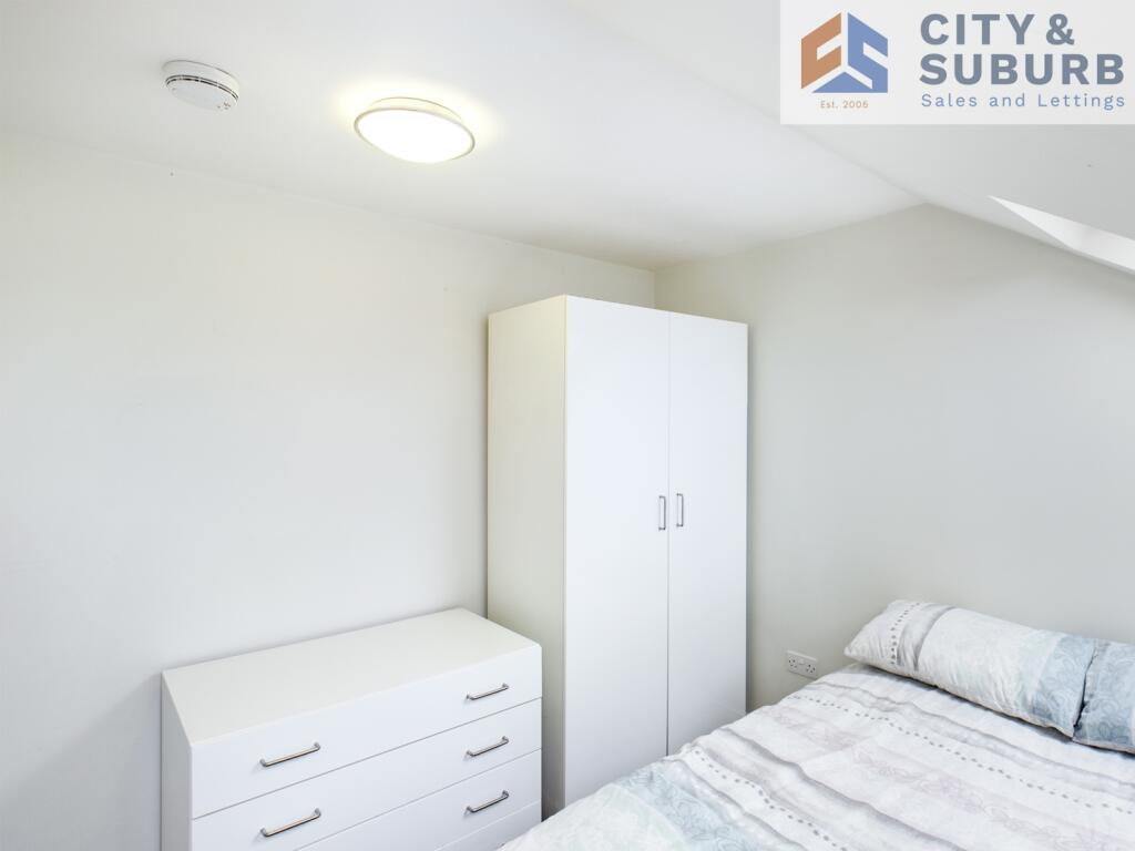 3 bedroom ground floor flat for rent