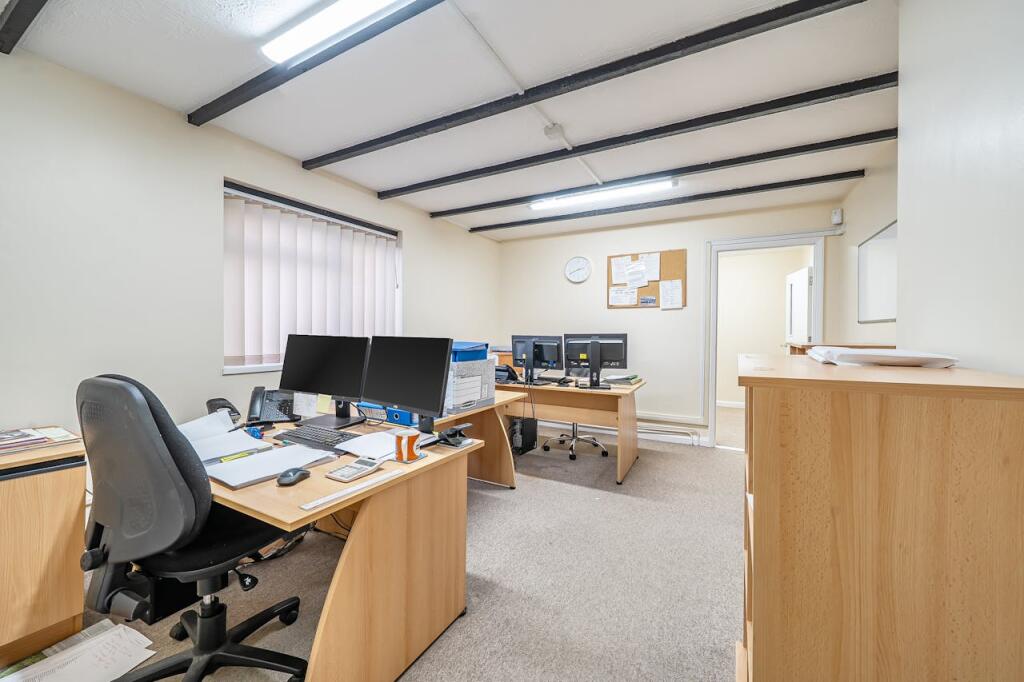 138218386930677ded772.jpg