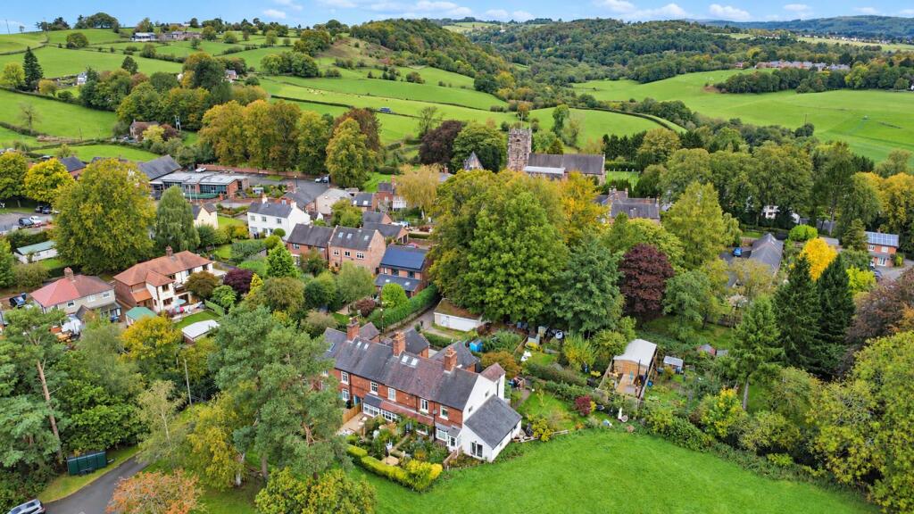 House in Staffordshire Moorlands, Cheddleton - View 2