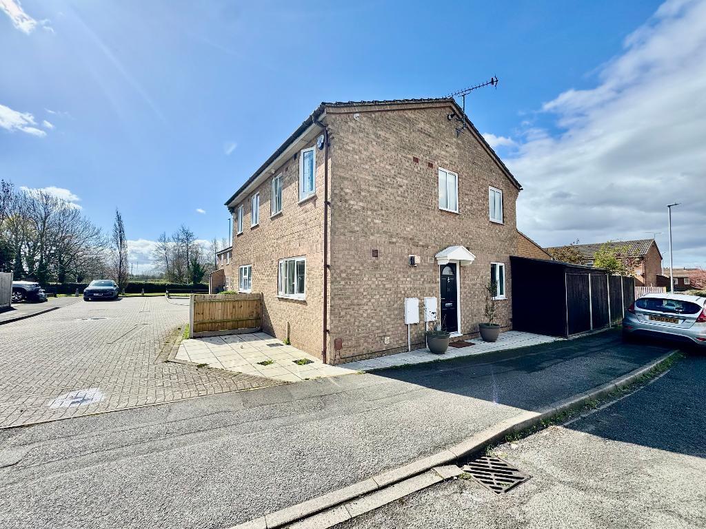 Main image of property: Laxton Close, Wigmore, Luton, Bedfordshire, LU2 8SJ