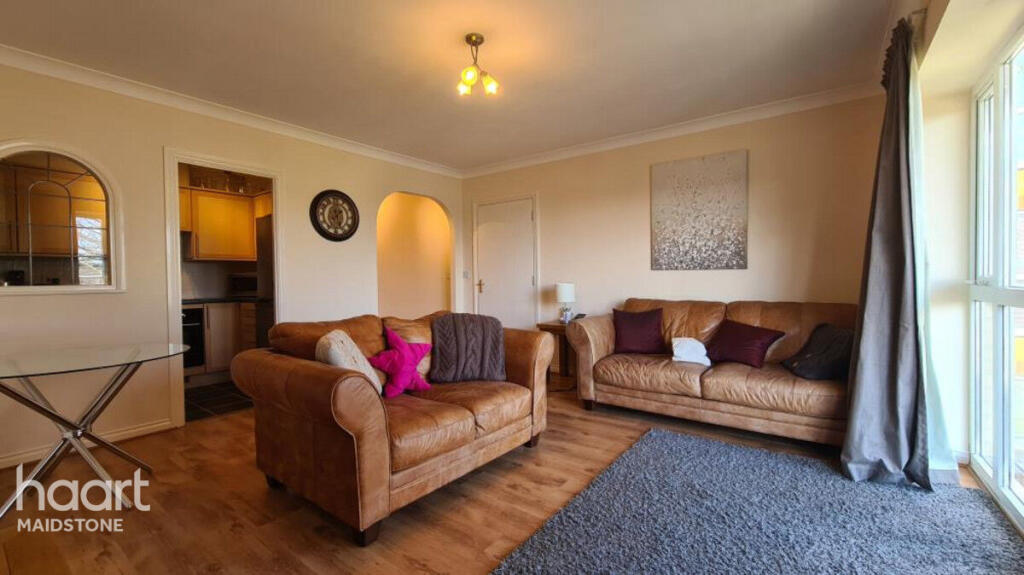 Main image of property: Tonbridge Road, Maidstone