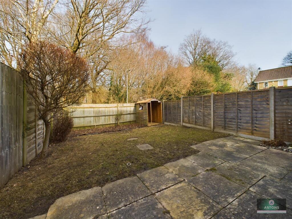 House in Crawley, Maidenbower, Worth - More