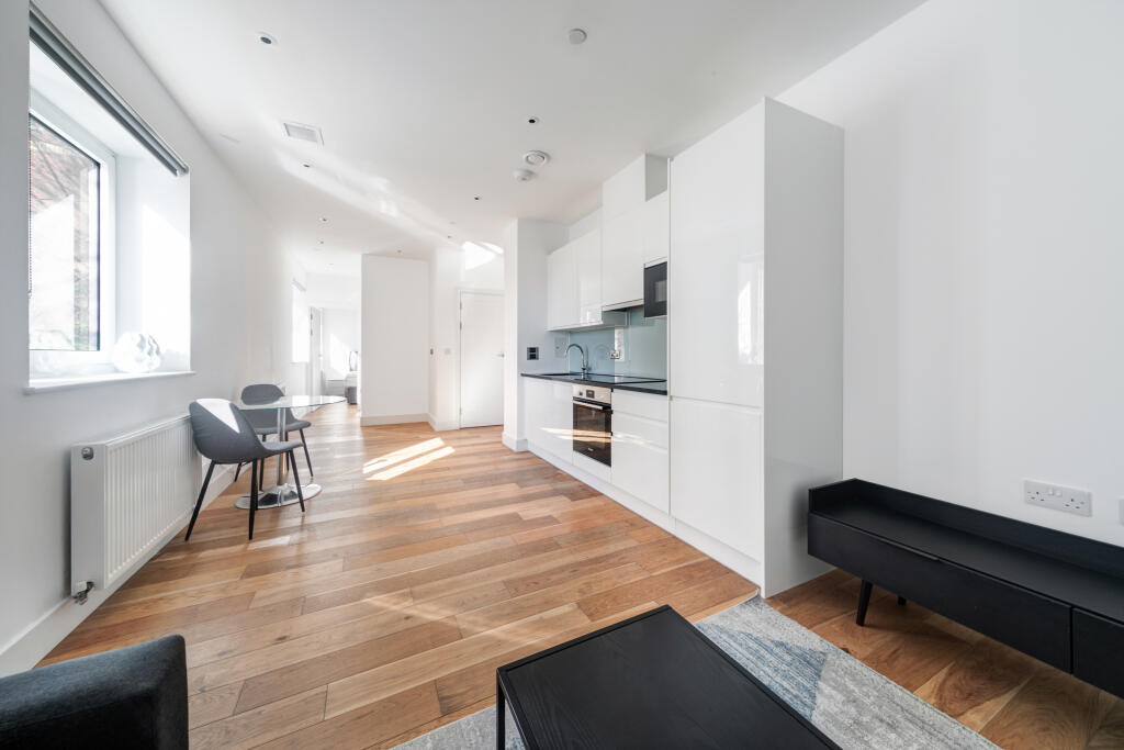 Main image of property: Edridge Road, Croydon