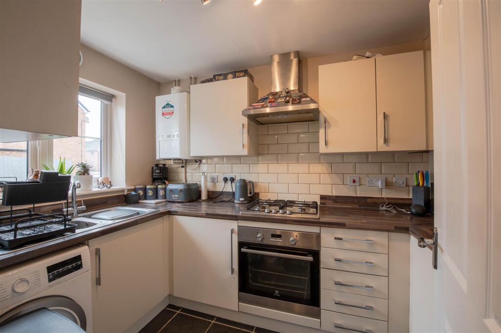 House in Rushden, North Northamptonshire - View 4