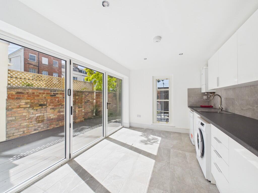 Main image of property: Clarence Road, Cheltenham GL52 2AY