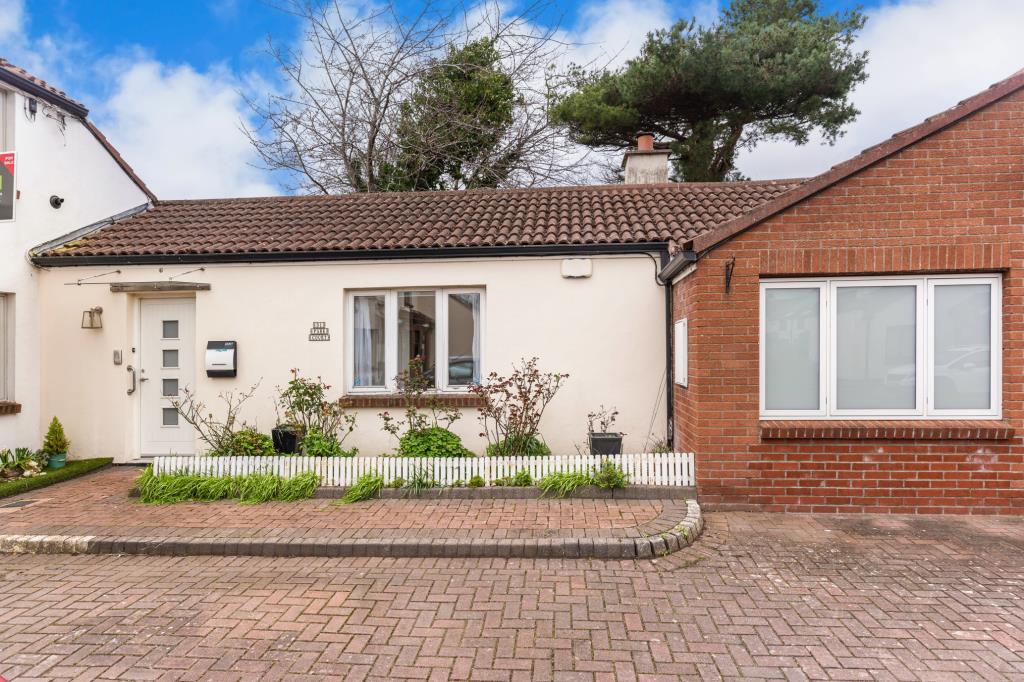 Main image of property: 31 Park Court, Sandymount, Dublin 4, D04 NW44