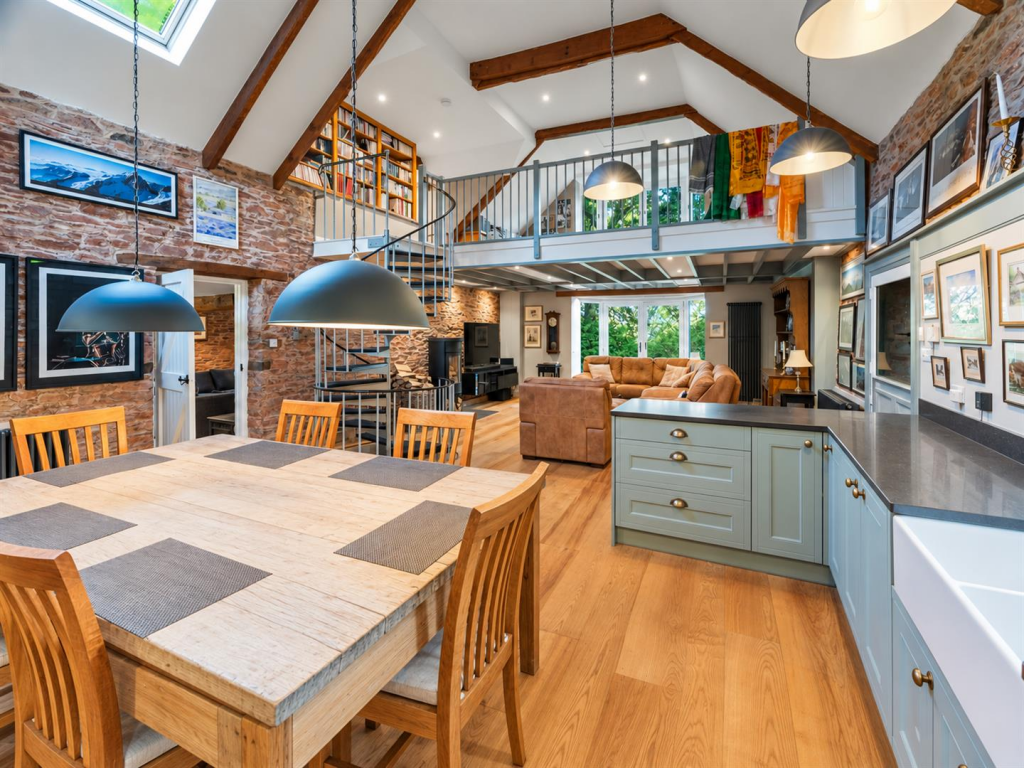 House in Torquay - View 3
