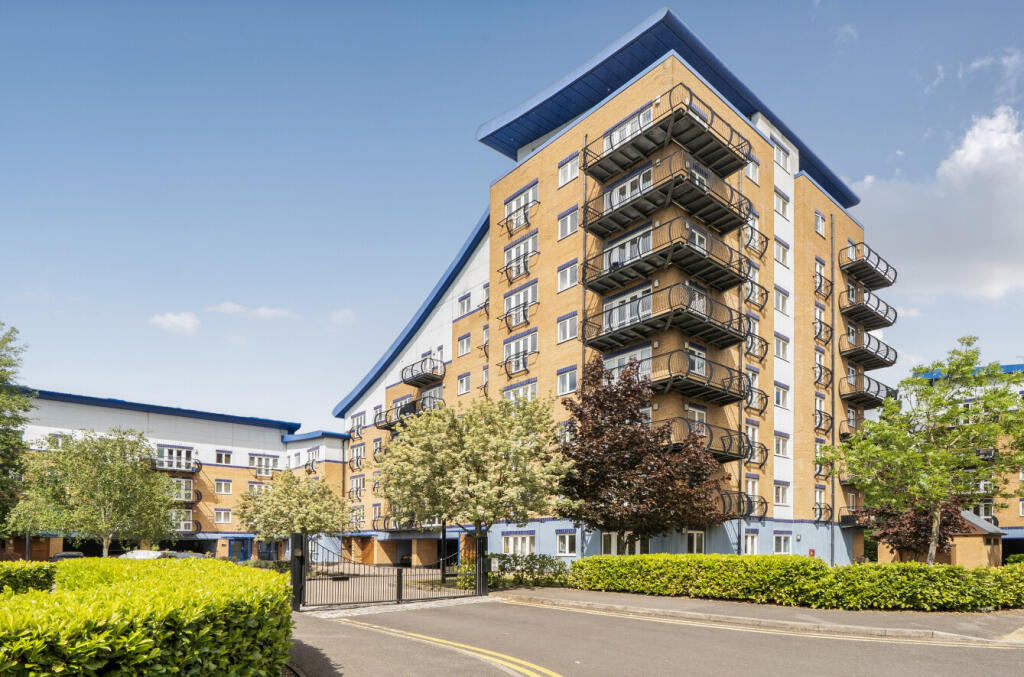 Main image of property: Luscinia View, Napier Road, Reading