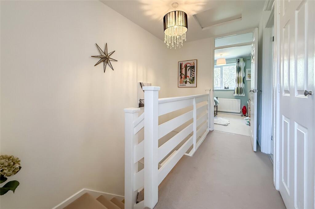 Additional image 21 of Knowle Drive, Harpenden, Hertfordshire, AL5